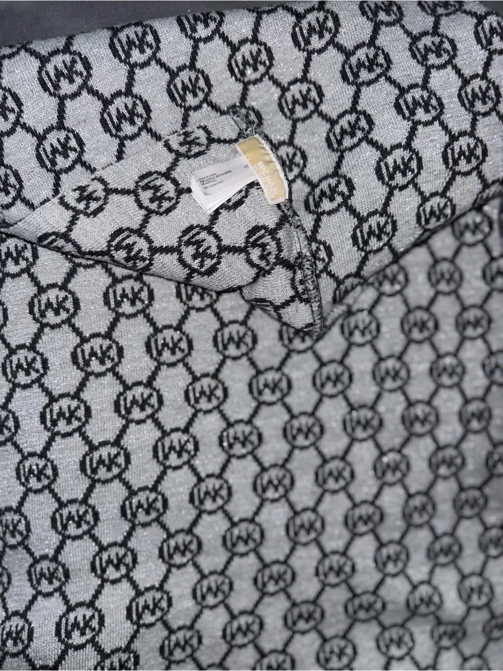 Micheal Kors reversible infinity scarf